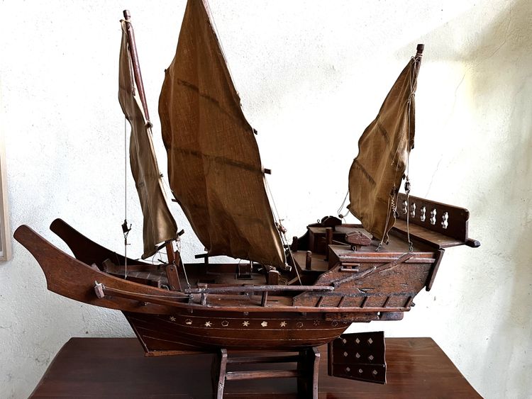 Maquette de jonque chinoise fin XIXème-début XXème siècle.