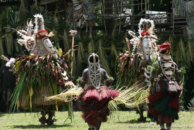 Coiffe de mariage, art tribal, art océanien, Papouasie Nouvelle Guinée, ornement corporel, Océanie