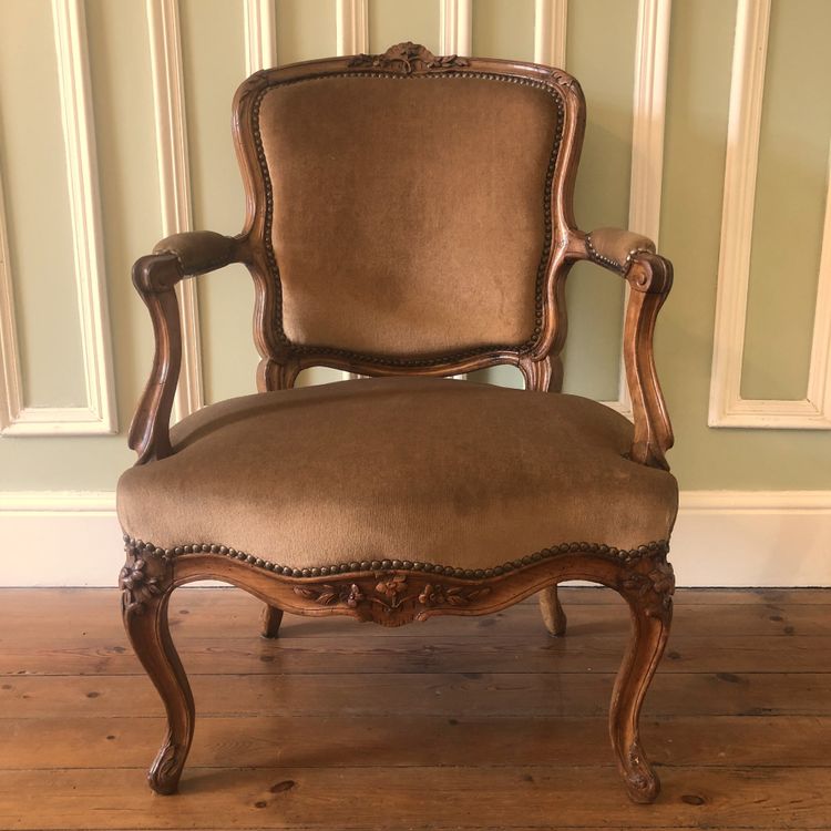 J. Gourdin, fauteuil époque Louis XV