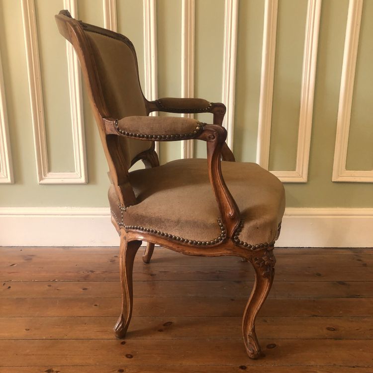 J. Gourdin, fauteuil époque Louis XV