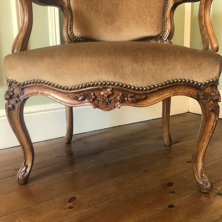 J. Gourdin, fauteuil époque Louis XV