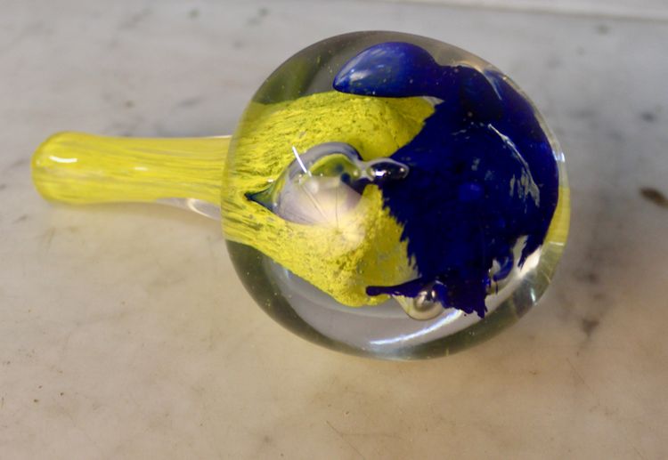 Flacon en verre soufflé Par Jean Claude Novaro (1943-2014)