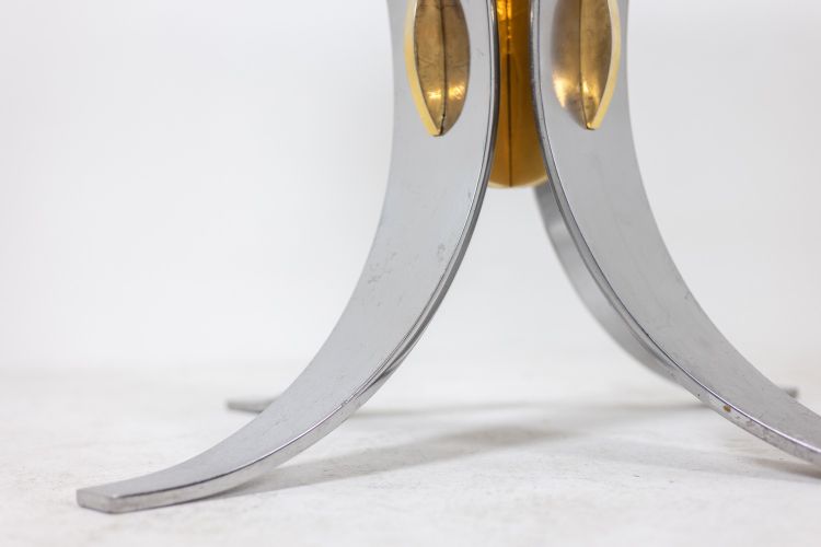 Table in white marble and chromed and gilded metal. Circa 1970.  LS60812009H
