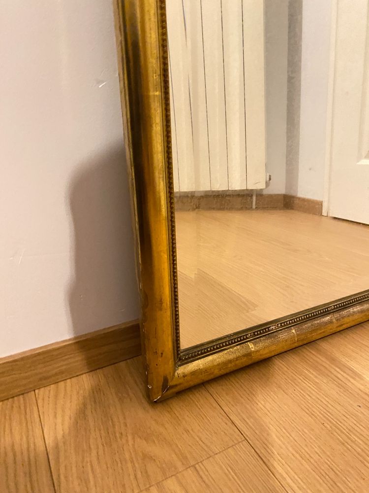 Wichtiger Schrägspiegel mit Fronton aus dem 19. Jahrhundert - Louis XVI Stil - 81cm X 163cm