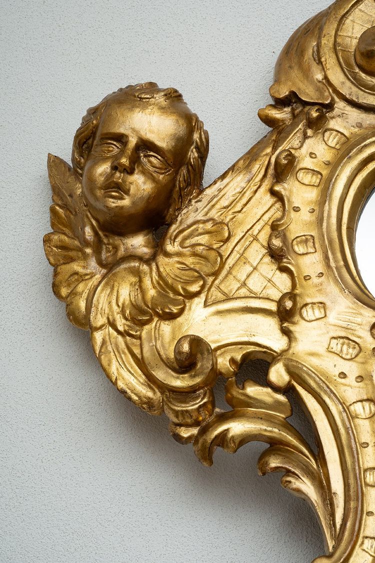 Miroir ancien en bois doré et sculpté. Rome XVIIIe siècle.