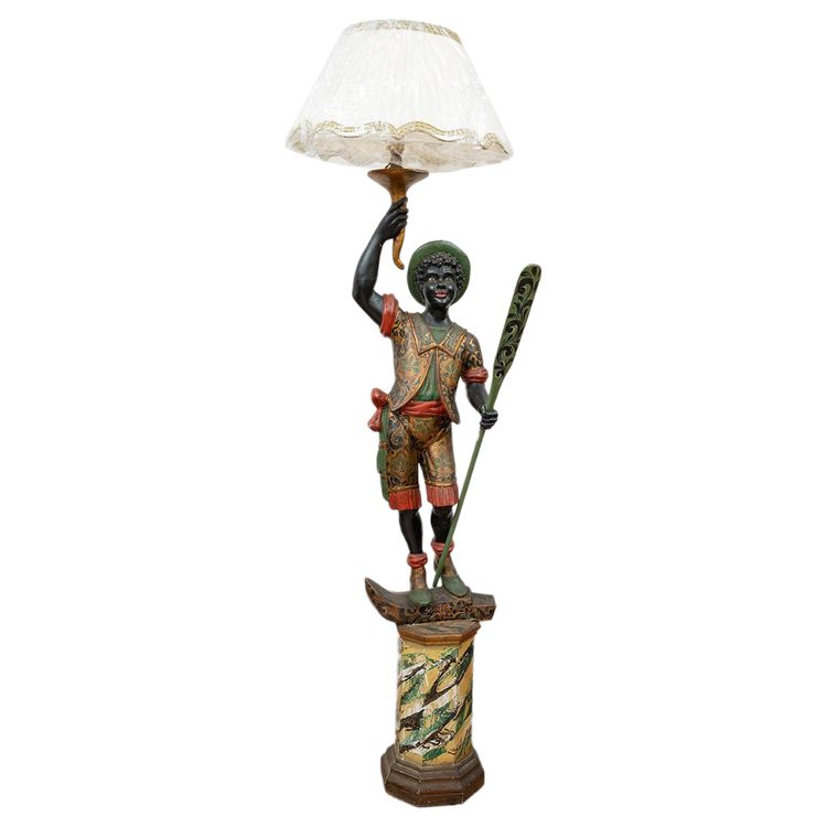 Sculpture/lampe ancienne en bois polychrome. Epoque: début du XXe siècle.