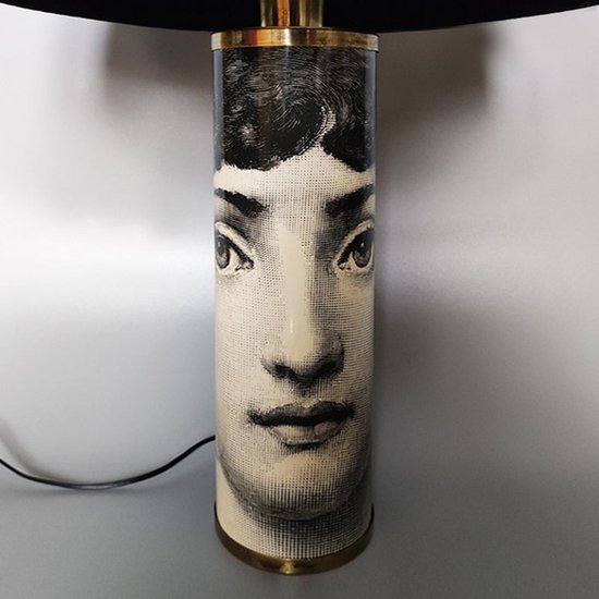 1970 Magnifica lampada da tavolo Piero Fornasetti. Made in Italy (non una replica)