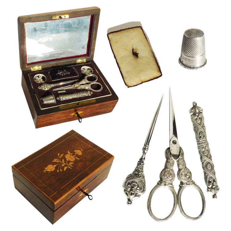 Coffret Marquetté Nécessaire De Couture En Argent Massif Charles X Scissors Thimble Case
