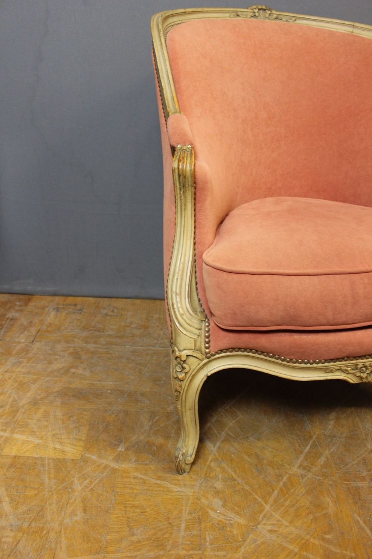 Paire De Bergères De Style Louis XV En Hêtre Peint Vers 1900