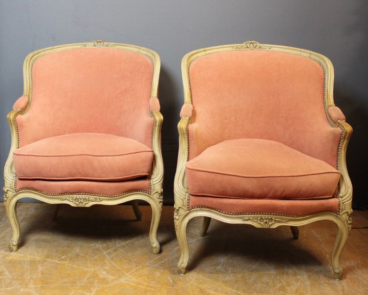 Paire De Bergères De Style Louis XV En Hêtre Peint Vers 1900