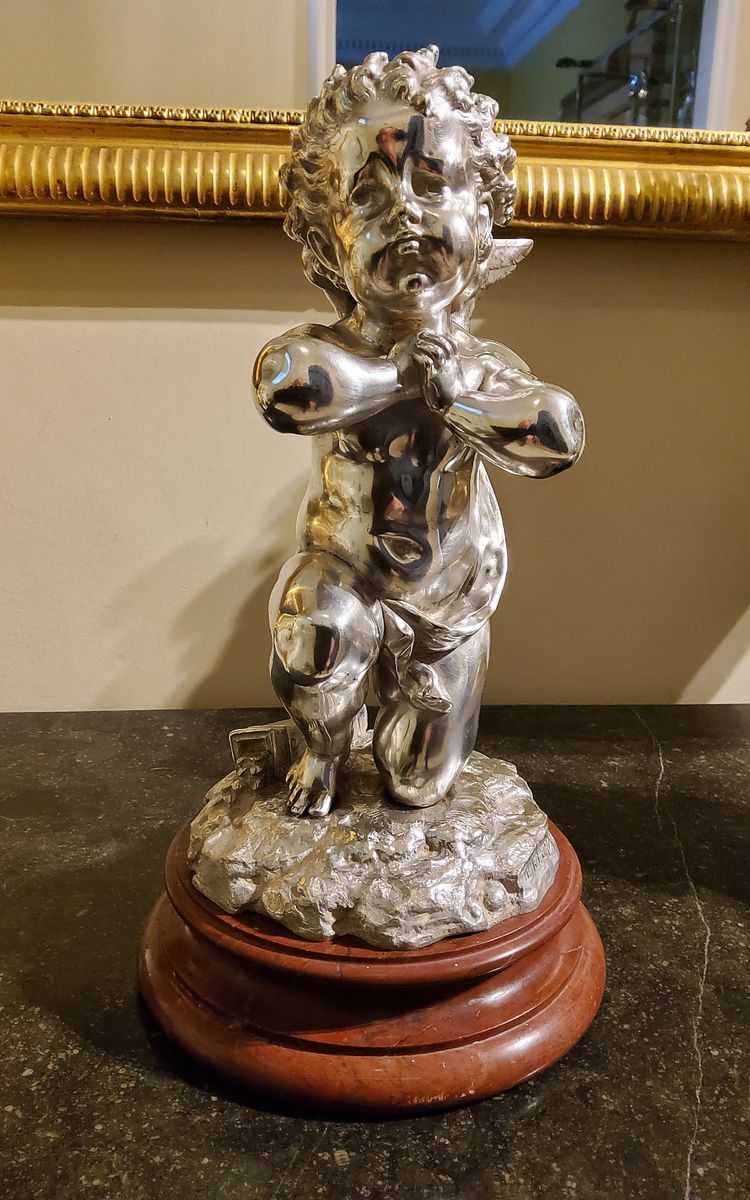 Scultura in bronzo argentato "Cupido" di Louis Kley, XIX secolo Base in marmo