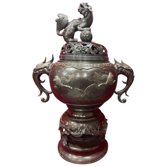 IMPOSANT BRULE PARFUM BRONZE CHINE