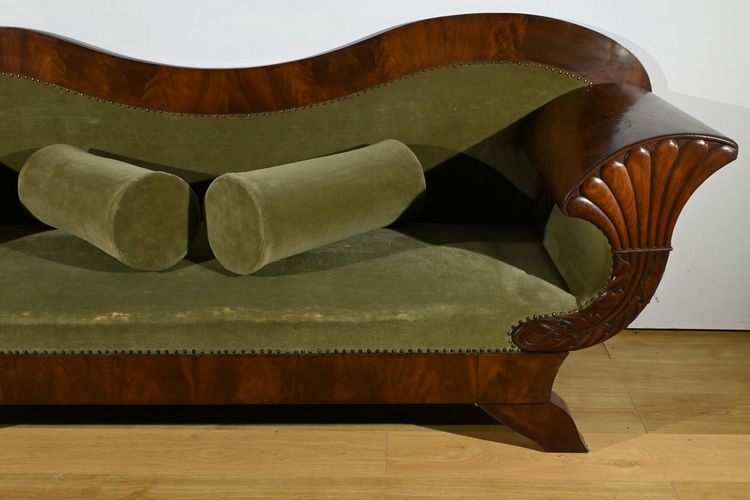 Canapé en Ronce d’Acajou, style Biedermeier – Fin XIXe