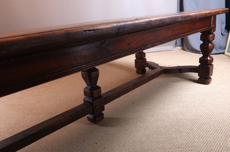 Grande table de salle à manger en chêne