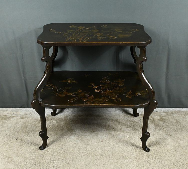 Table à Thé en Bois Laqué à Décors Asiatiques – Fin XIXe