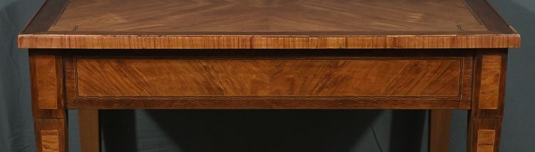 Petite Table Bureau en Marqueterie, style Louis XVI – 2ème partie XIXe