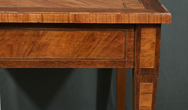 Petite Table Bureau en Marqueterie, style Louis XVI – 2ème partie XIXe