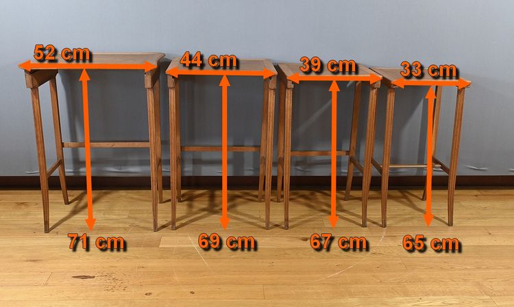 Tables Gigognes en Chêne – 1930