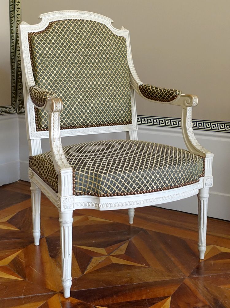 Fauteuil de bureau d'époque Louis XVI recouvert de crin de cheval attribué à Claude Séné