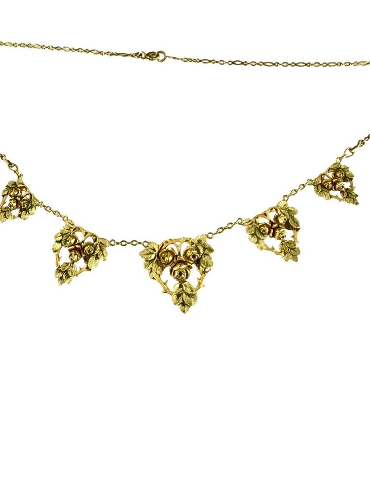 Jugendstil-Halskette aus farbigem Gold