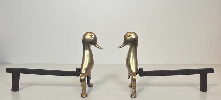 Paire De Chenets Représentant Des Canards Stylisés En Laiton Dans Le Goût De Lalanne