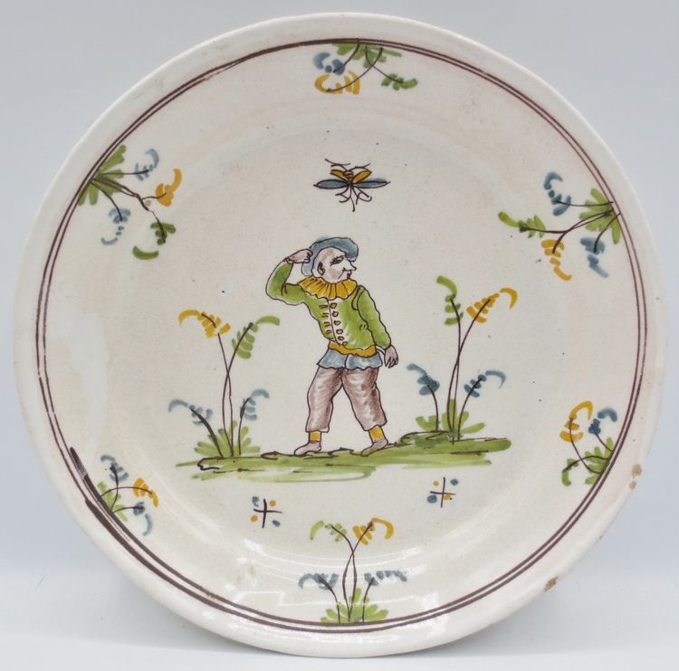 Earthenware plate, 18th century.
