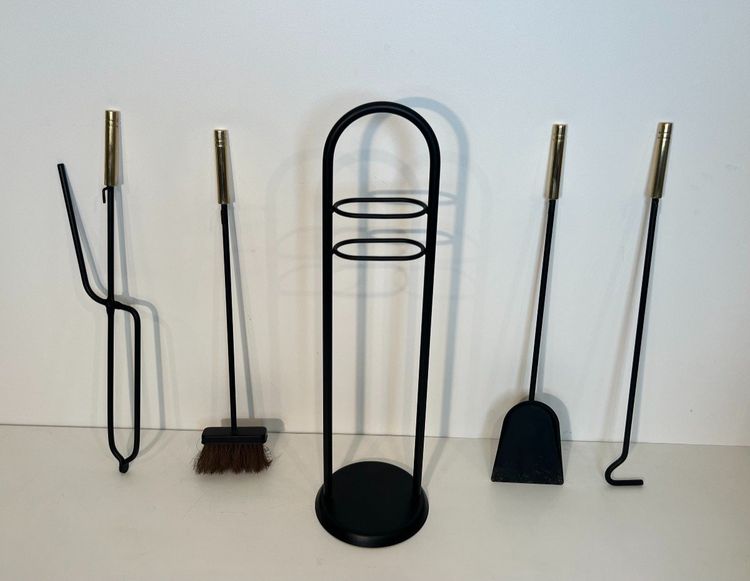 Nécessaire De Feu Design En Métal Laqué Noir Et Laiton. French work. Circa 1970