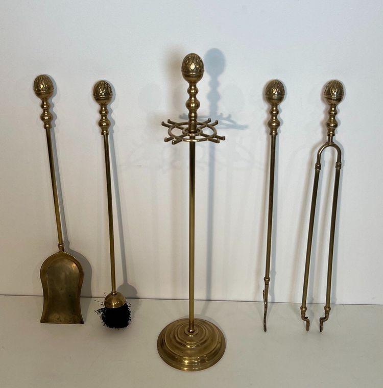 Nécessaire De Feu En Laiton De Style Néoclassique Aux Pommes De Pin. French work