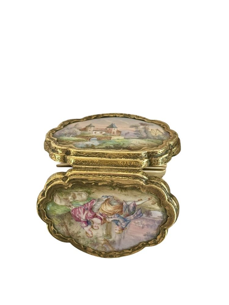 Tahan: Napoleon III Enamel and Silver-Gilt Ladies' Kit