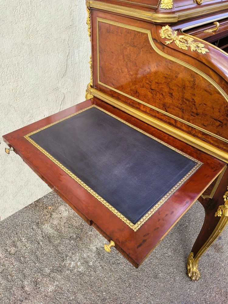 Attribué à H Dasson, Bureau à Cylindre En Acajou,  XIXème Siècle