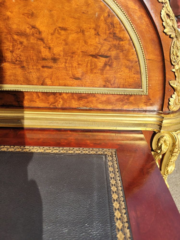 Attribué à H Dasson, Bureau à Cylindre En Acajou,  XIXème Siècle