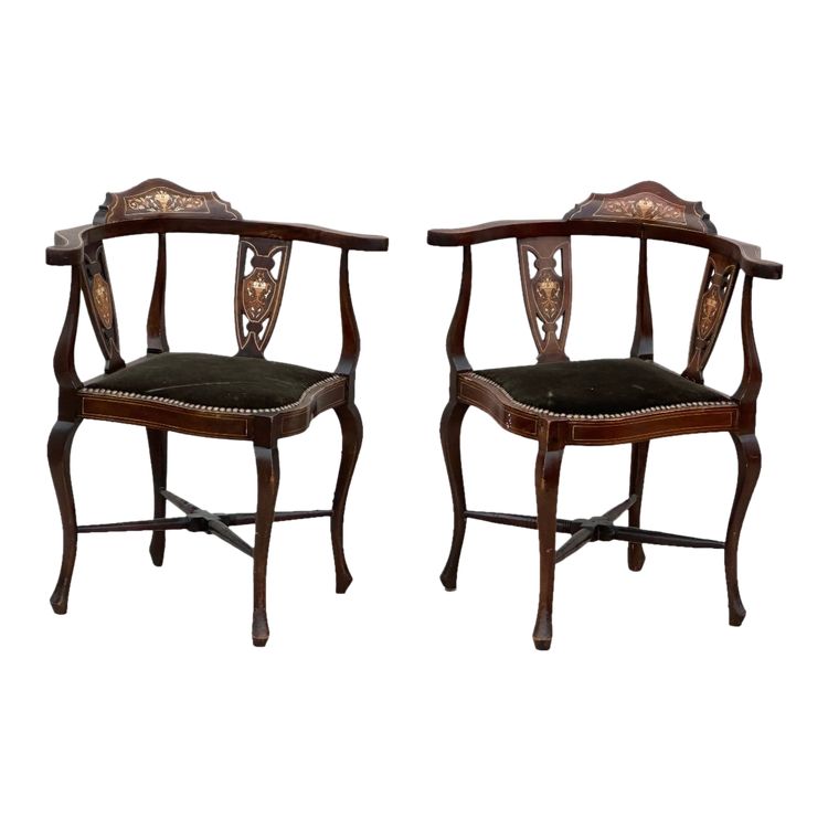 Paire De Fauteuils D‘angle