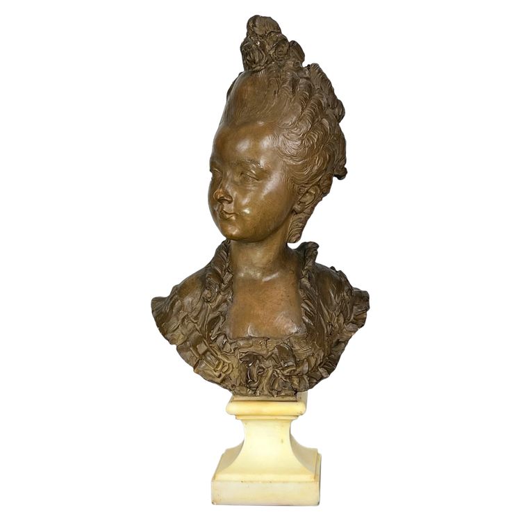 FERNAND CIAM 1886 - 1954 BUSTE DE JEUNE FEMME EN TERRE CUITE PATINÉE SUR SOCLE