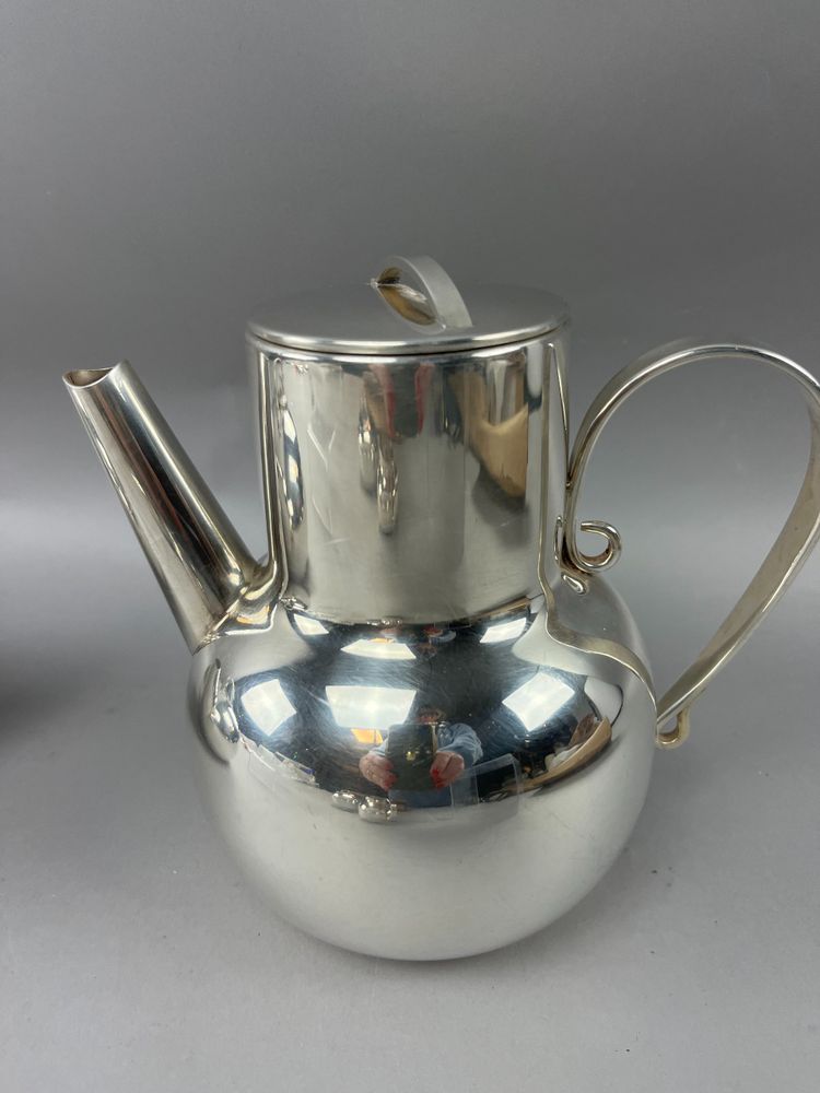 Tea coffee service by Lino Sabattini for Christofle boule model