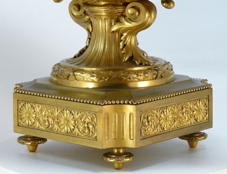 60CM Jardinière ou centre de table en bronze doré signé Barbedienne
