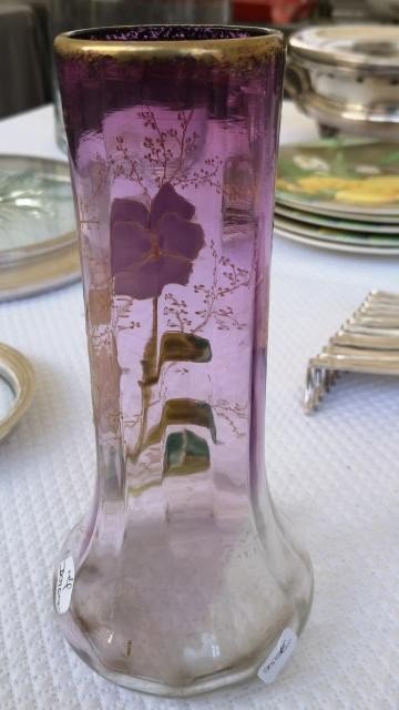 Joli vase en verre Legras 