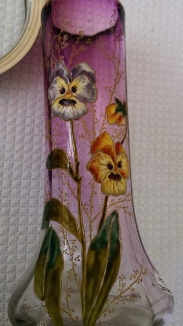 Joli vase en verre Legras 
