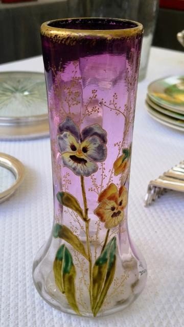 Joli vase en verre Legras 
