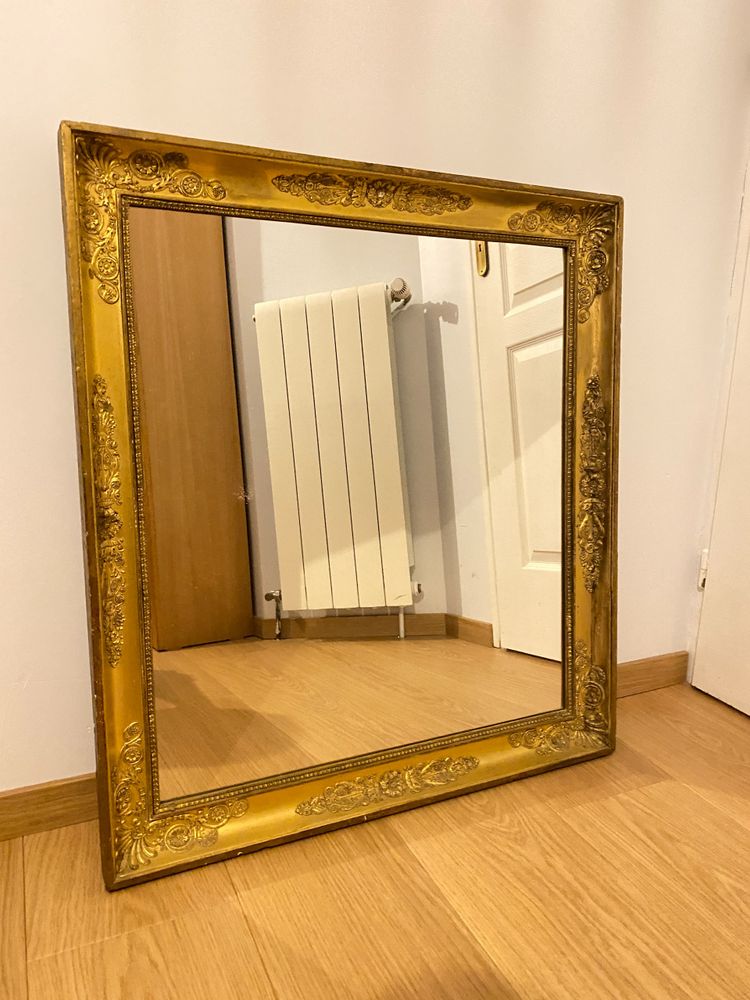 Antiker vergoldeter Spiegel aus dem 19. Jahrhundert - Restaurationsstil 75 cm x 80 cm