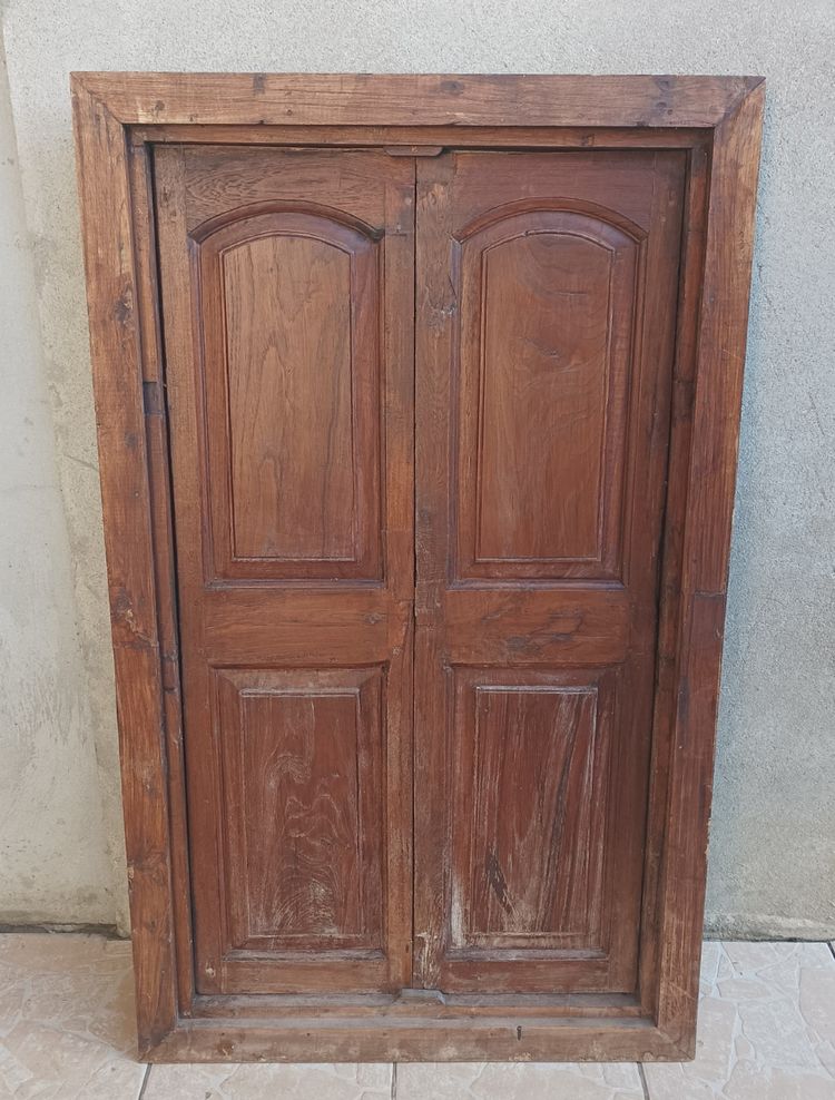 Old cupboard doors, beech wall bookcase (2)