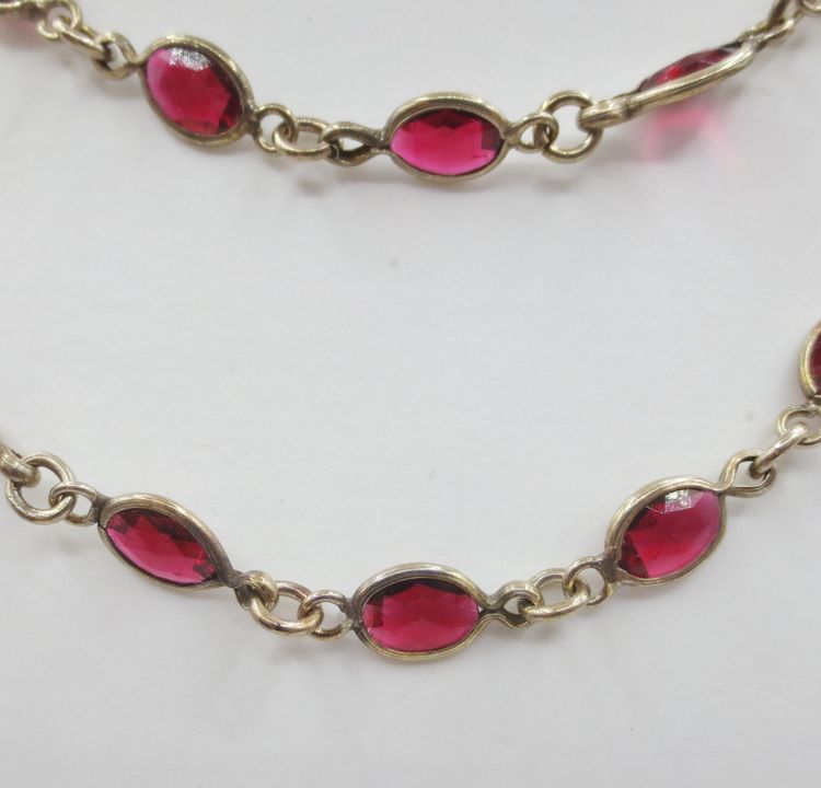 Collier sautoir.  