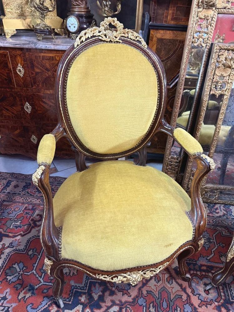 PAIR OF NAPOLEON III PERIOD ARMCHAIRS