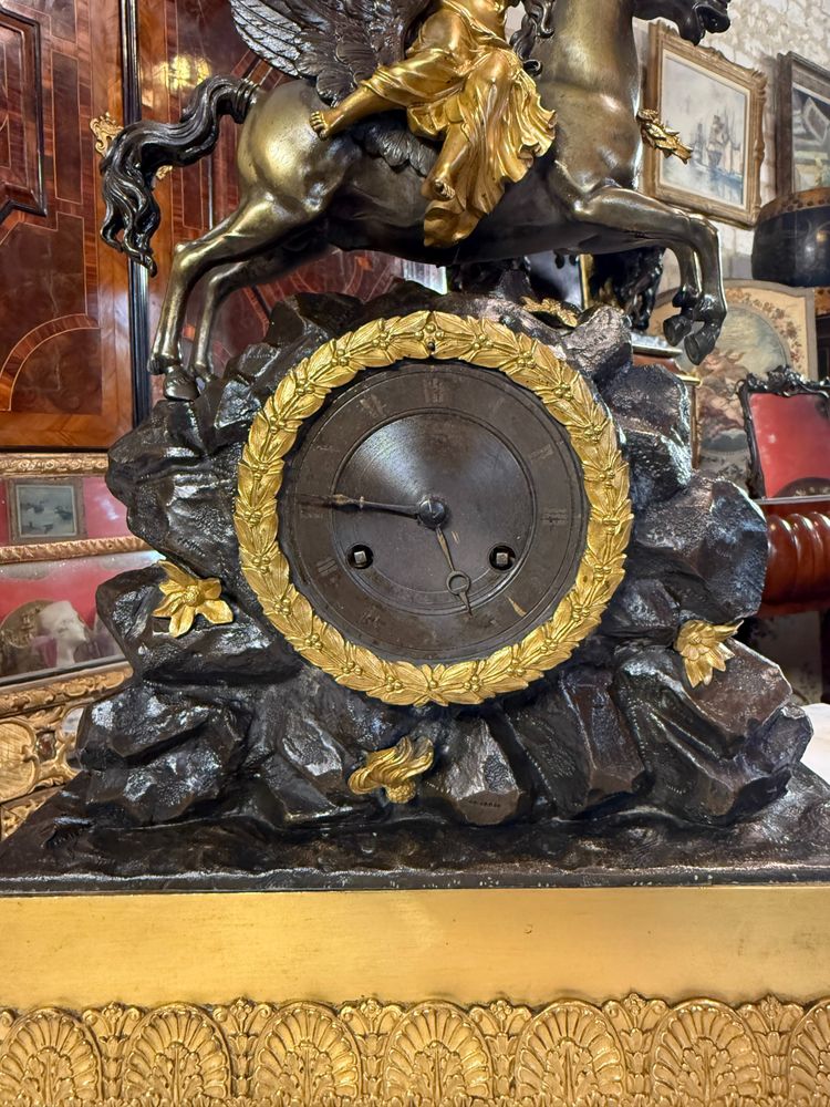 CLOCK KNOWN AS CHARLES X PERIOD