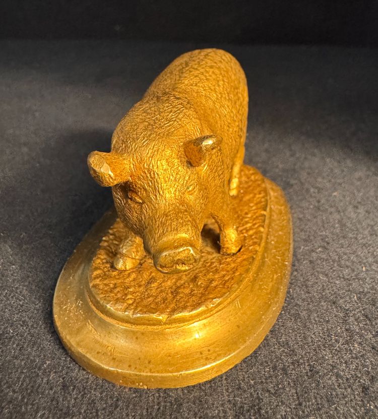 Vergoldete Bronze-Tierskulptur „Schwein“, spätes 19. Jahrhundert
