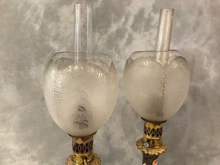 Bellissima coppia di lampade a olio IMARI, XIX secolo