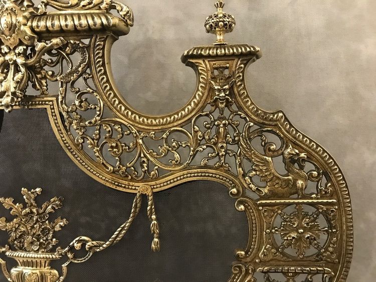 Beautiful 19th century bronze fireplace screen