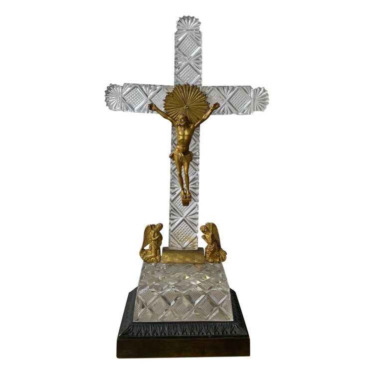Crucifix in cut crystal and gilded bronze, Charles X period, early 19th century