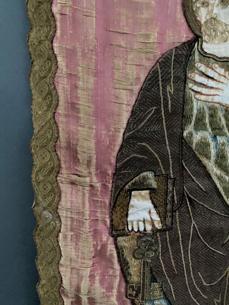 Ricamo ad arazzo in filo di seta raffigurante San Pietro XVII secolo