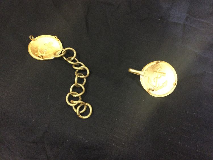 Boucles de cape d’officier 