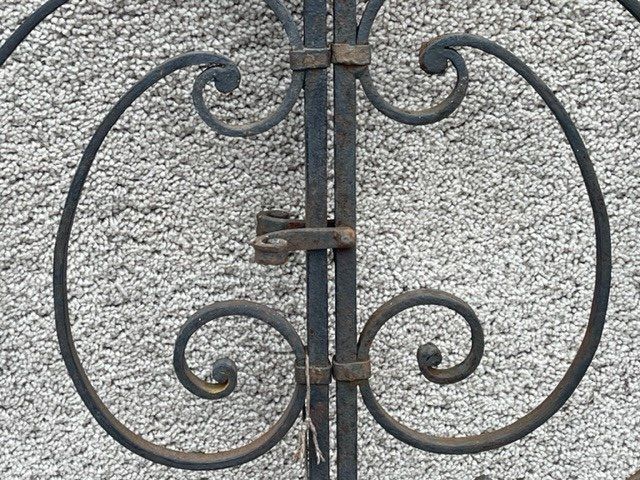 Coppia di porte in ferro battuto